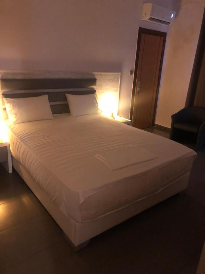 Αφροδίτη Hotel Neon Rysion Esterno foto